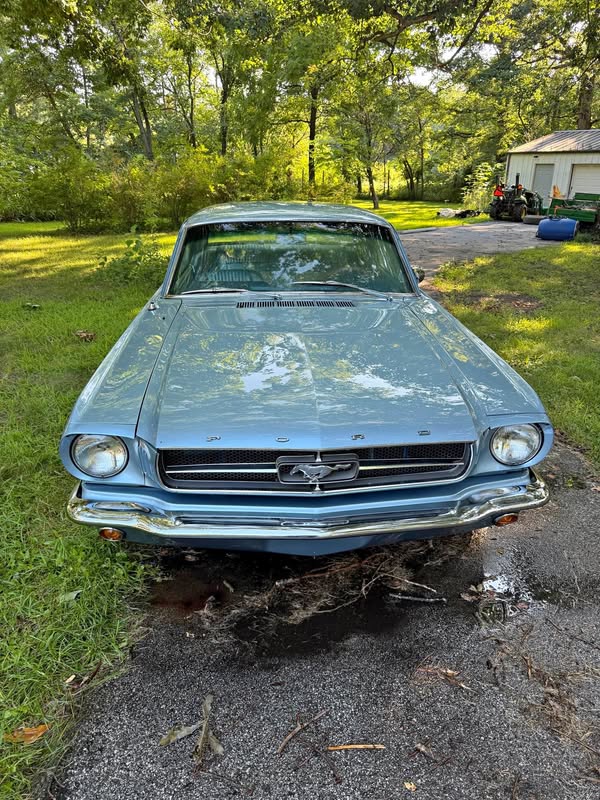 1965 Ford Mustang - Coupe 2D