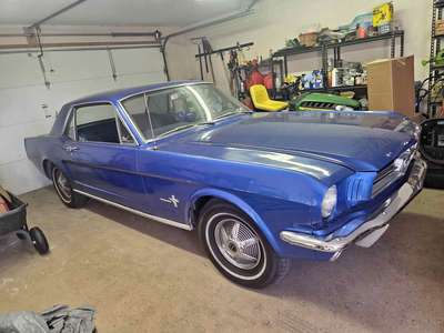 1965 Ford Mustang - Premium Coupe 2D