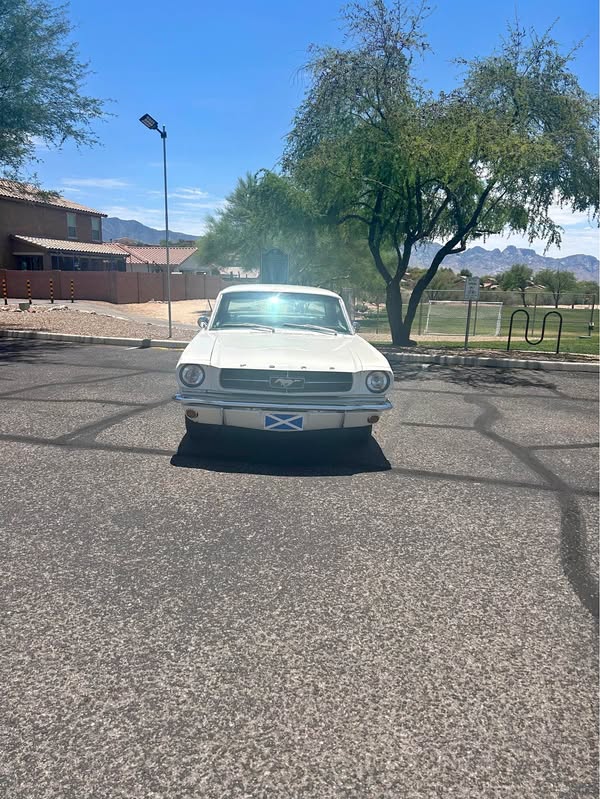 1965 Ford Mustang - V6 Coupe 2D