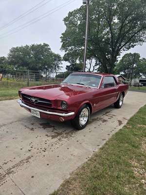 1965 Ford Mustang - Coupe 2D