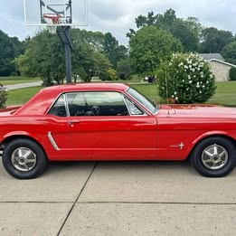 1965 Ford Mustang - Coupe 2D