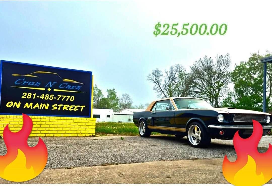 1965 Ford Mustang - Coupe 2D