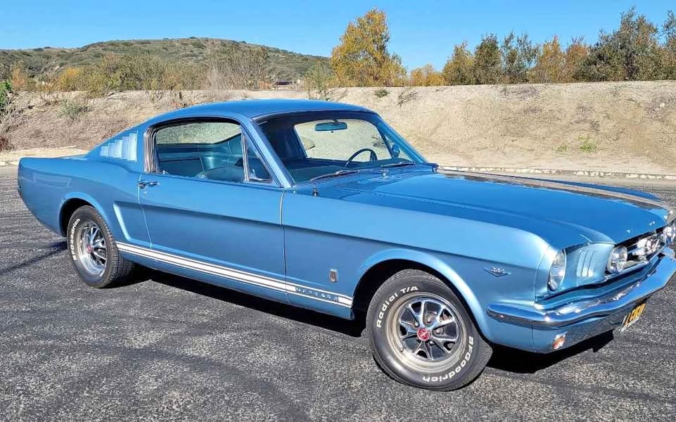 1965 Ford Mustang - GT Coupe 2D