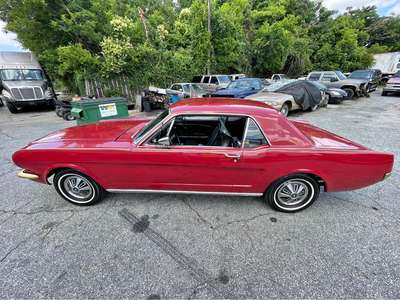 1965 Ford Mustang - Coupe 2D