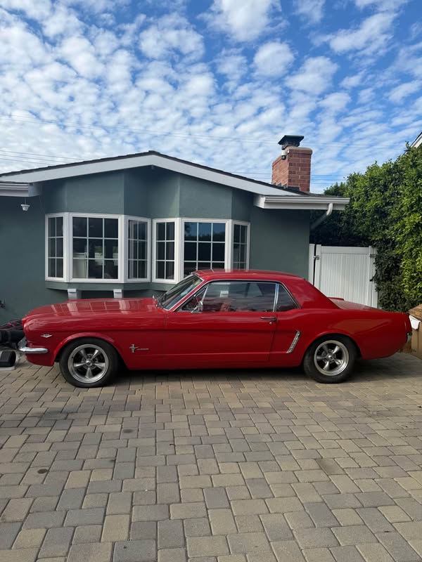 1965 Ford Mustang - V6 Premium Coupe 2D
