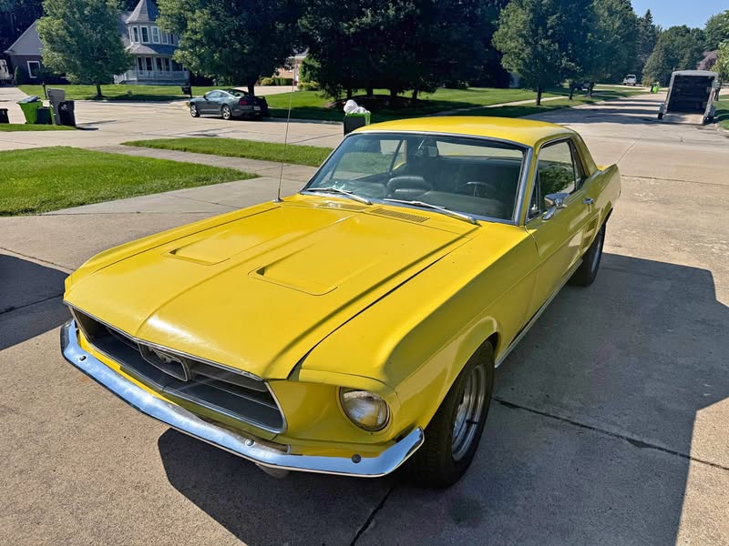 1967 Ford Mustang - Hardtop