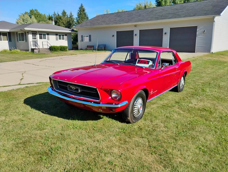 1967 Ford Mustang - Coupe 2D