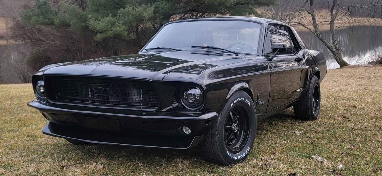 1968 Ford Mustang - Coupe 2D