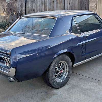 1967 Ford Mustang - Coupe 2D