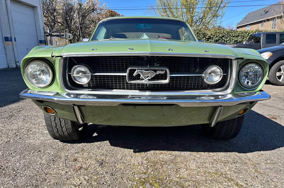1967 Ford Mustang - Coupe 2D