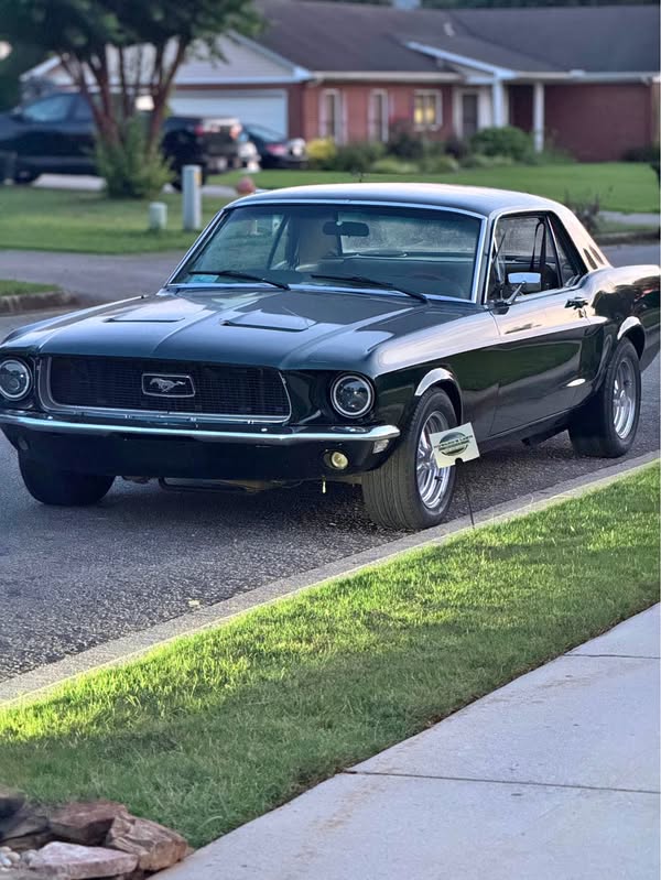 1968 Ford Mustang - Coupe 2D