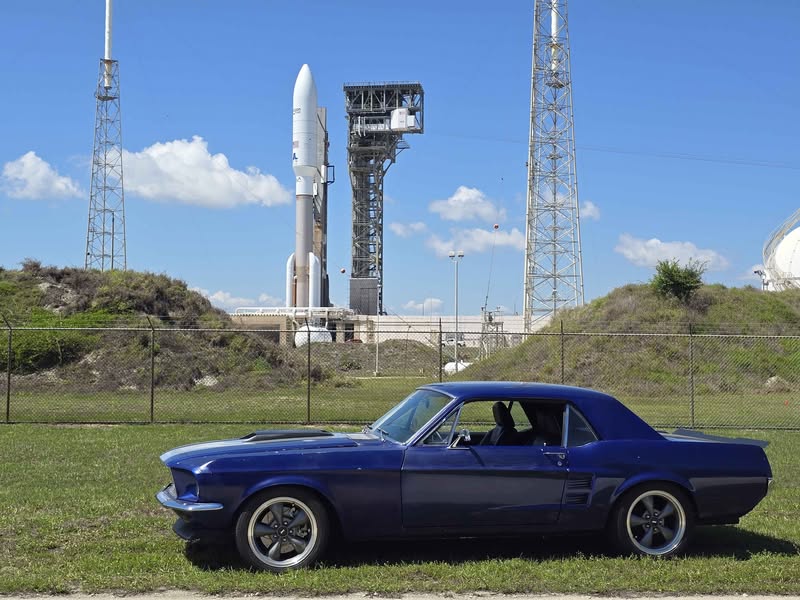 1967 Ford Mustang - Coupe 2D