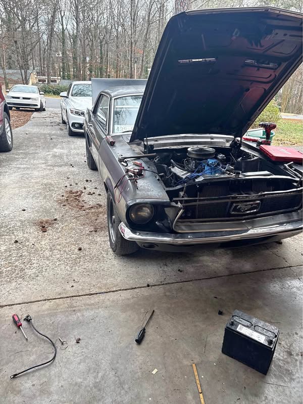 1968 Ford Mustang - Base