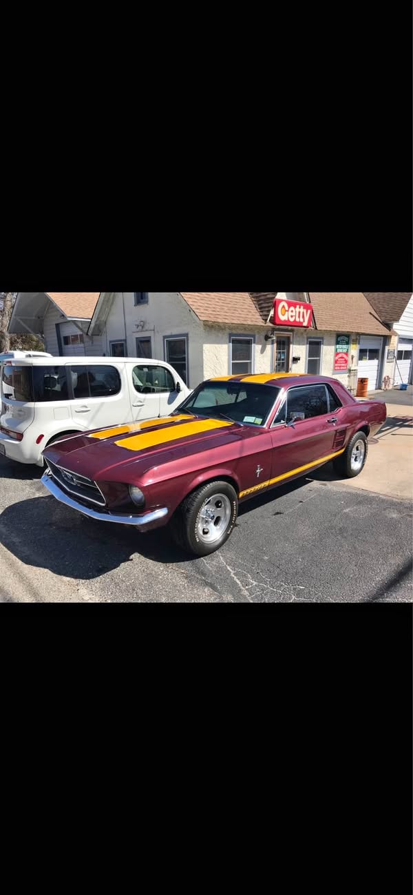 1967 Ford Mustang - Coupe 2D