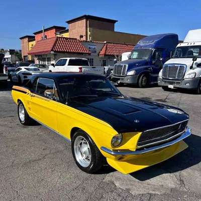 1967 Ford Mustang - Coupe 2D
