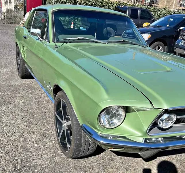 1967 Ford Mustang - Coupe 2D