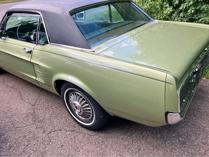 1967 Ford Mustang - Coupe 2D