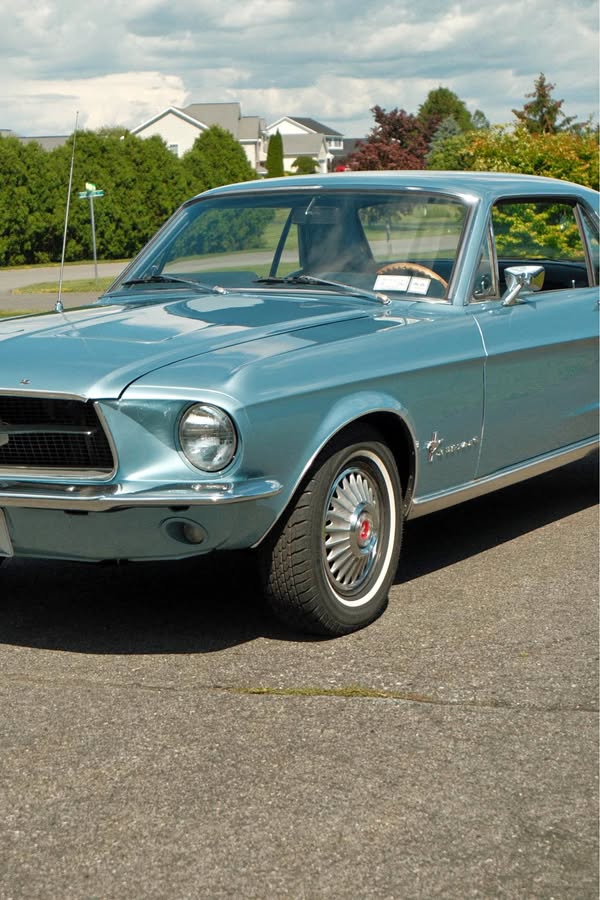 1967 Ford Mustang - Coupe 2D
