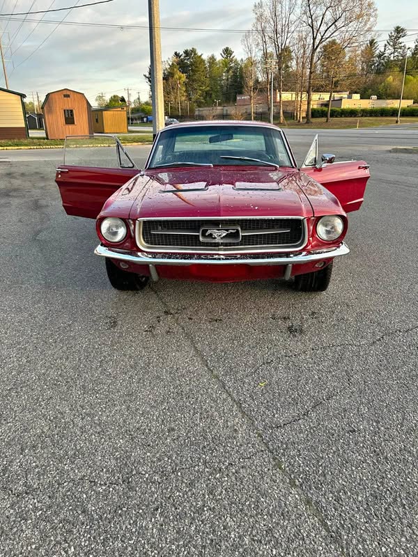 1967 Ford Mustang - Coupe 2D