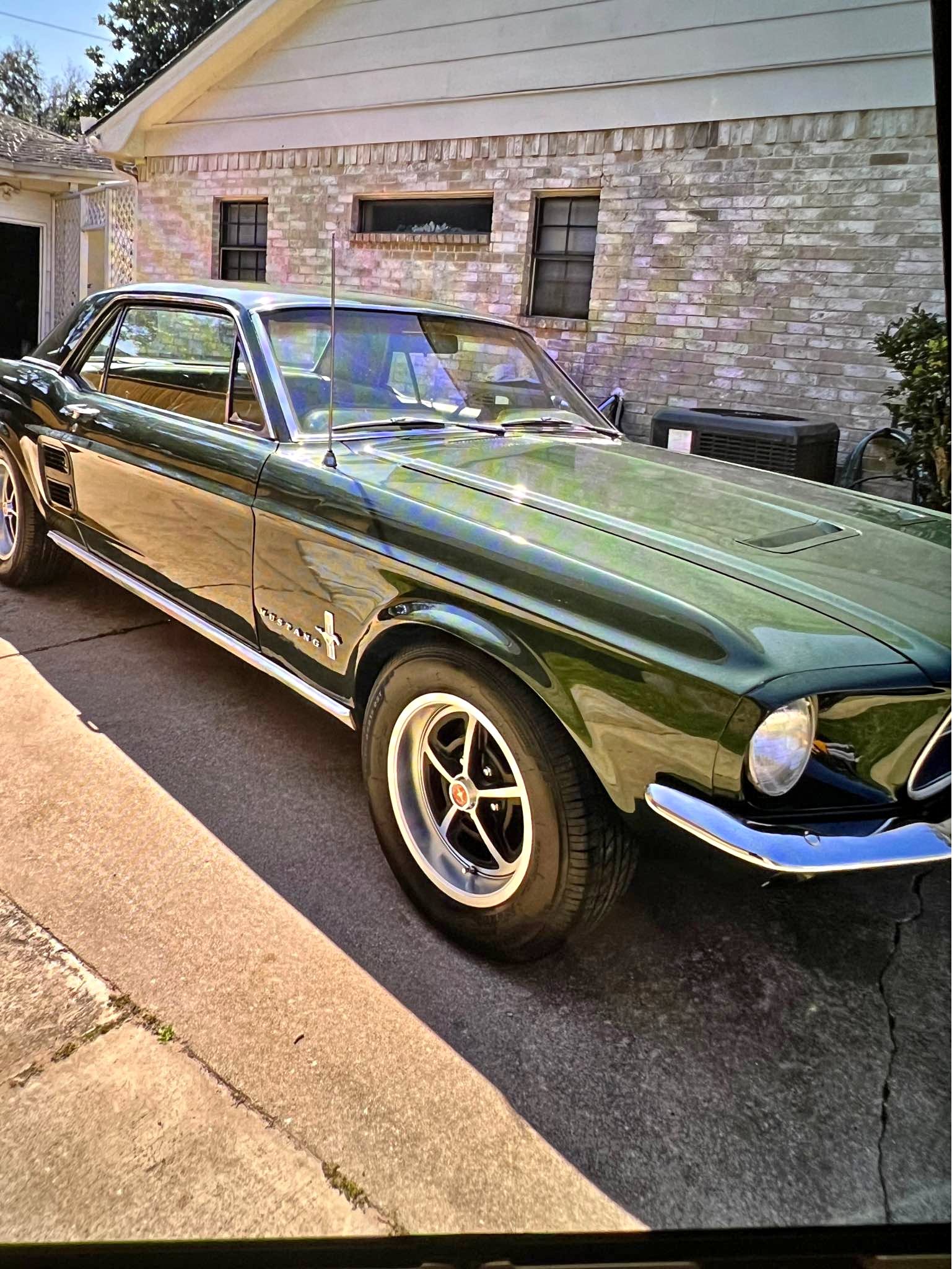1967 Ford Mustang - Coupe 2D