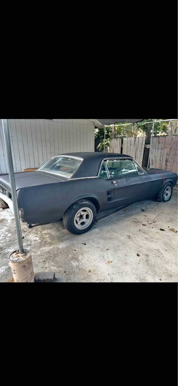 1967 Ford Mustang - S code 390