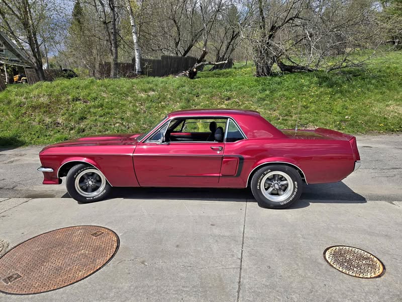 1967 Ford Mustang - Coupe 2D