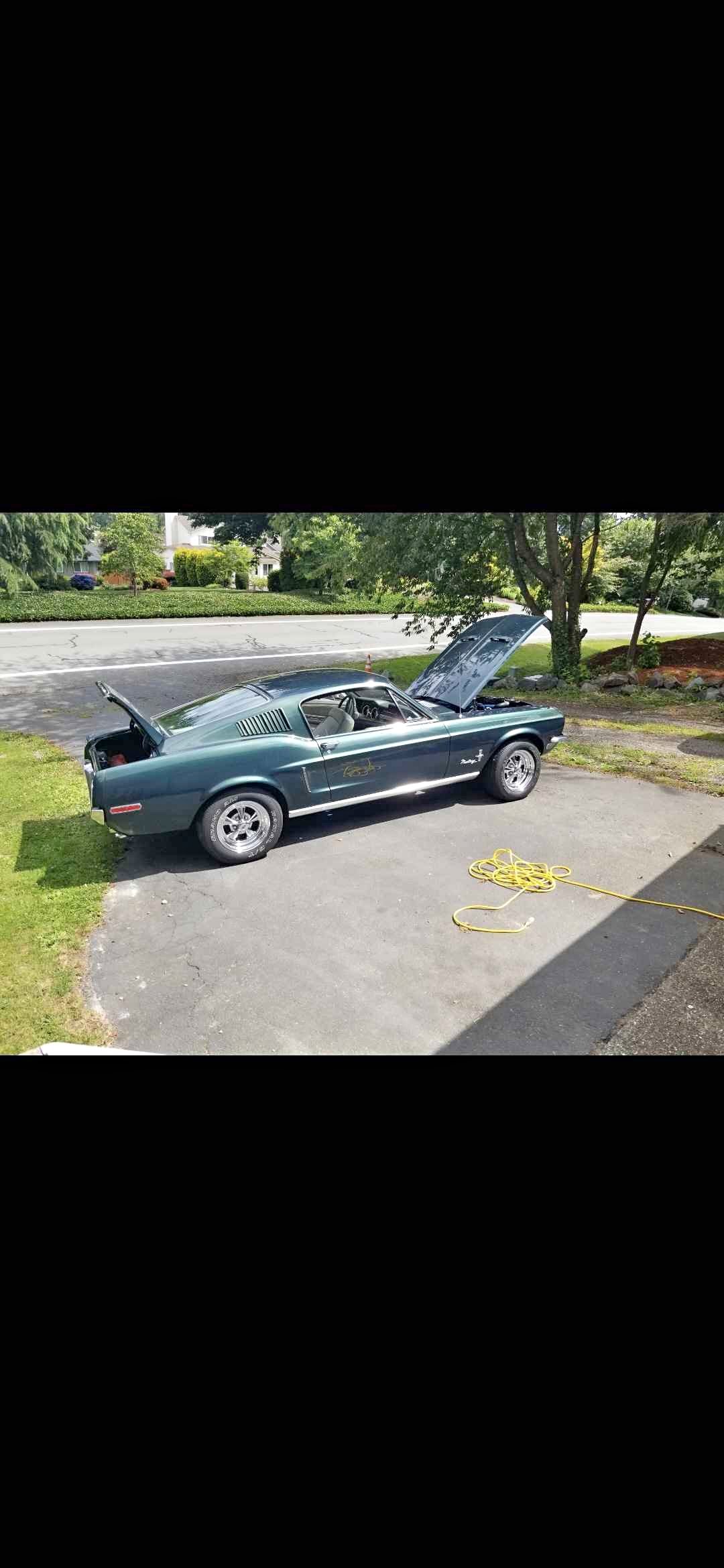 1968 Ford Mustang - Deluxe Coupe 2D