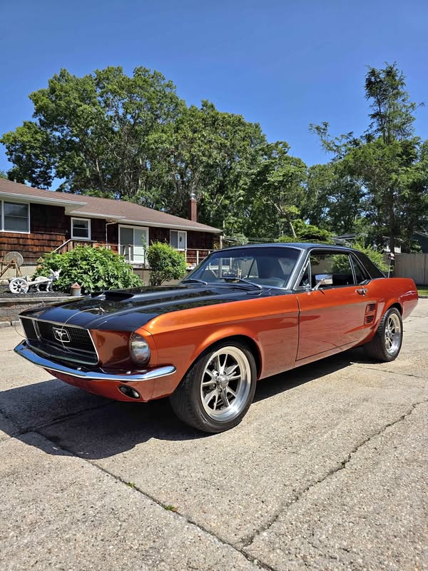 1967 Ford Mustang - Coupe 2D