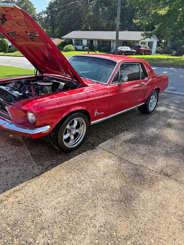 1968 Ford Mustang - Coupe 2D