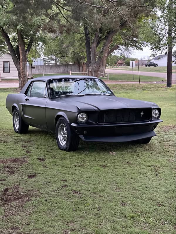 1968 Ford Mustang - Coupe 2D