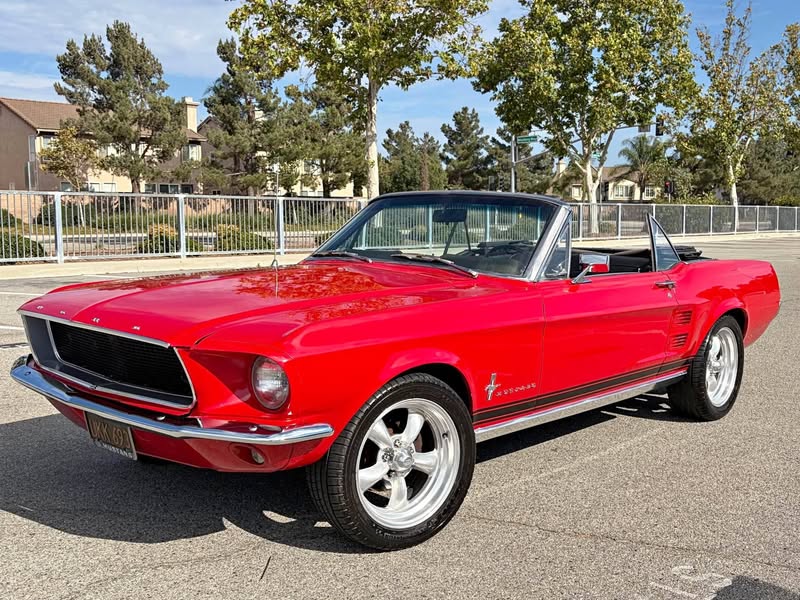 1967 Ford Mustang - Convertible