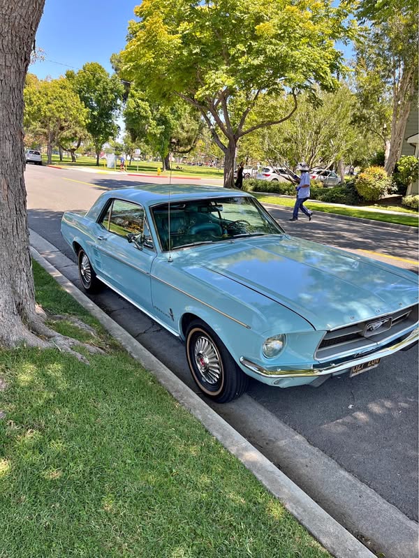 1967 Ford Mustang - Coupe 2D