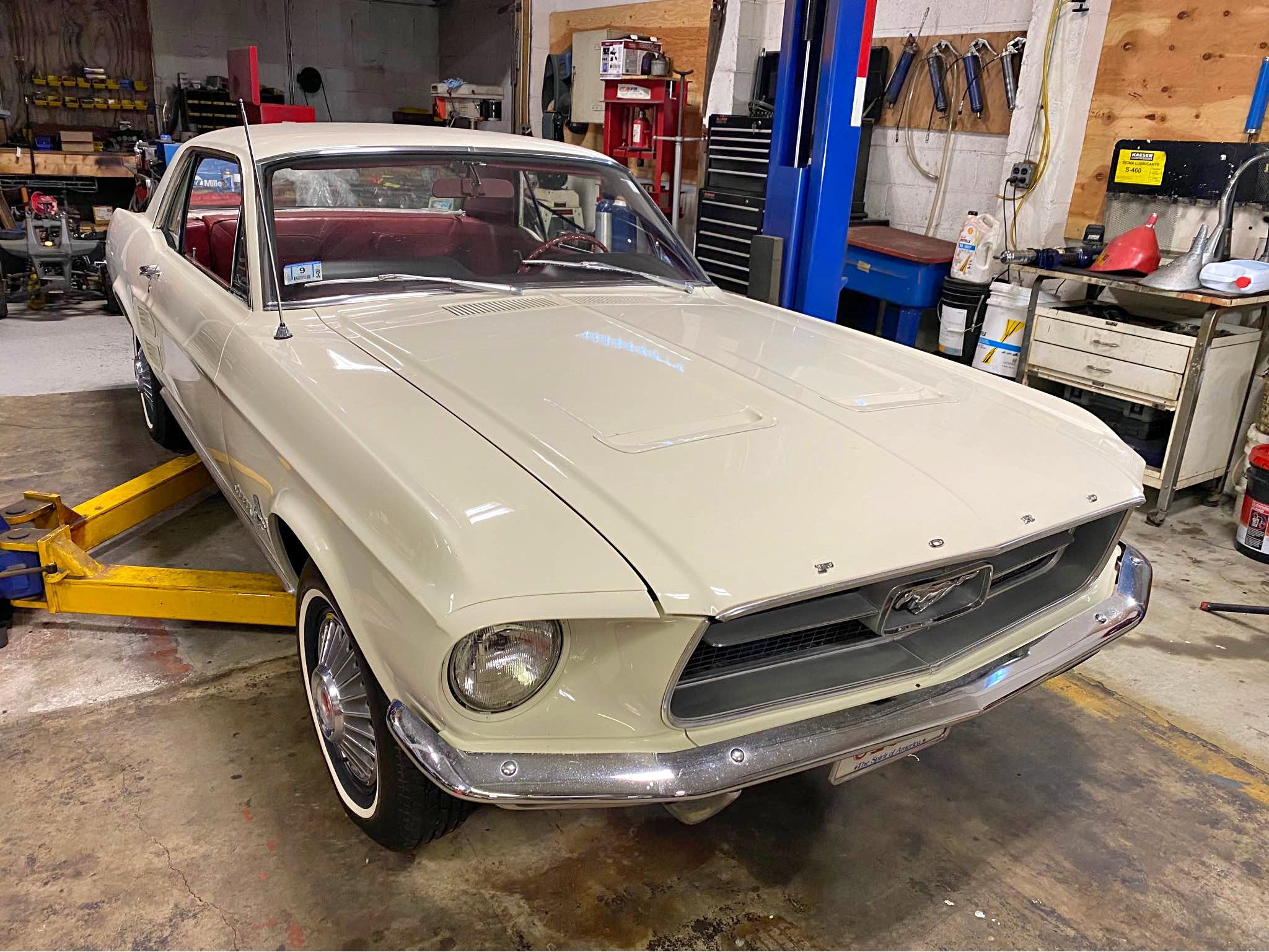 1967 Ford Mustang - Coupe 2D