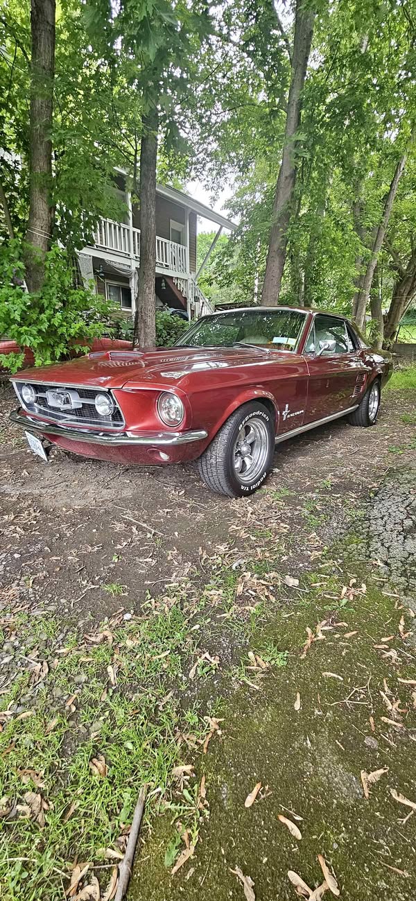 1967 Ford Mustang - Coupe 2D
