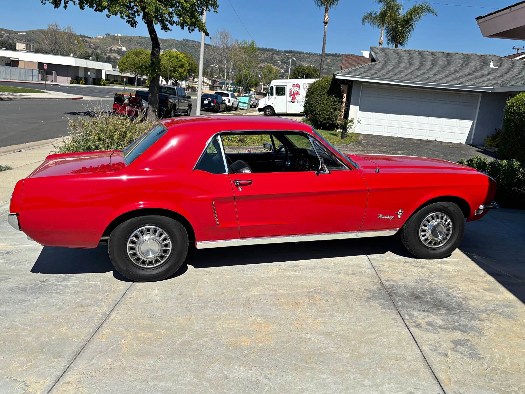 1968 Ford Mustang - Coupe 2D