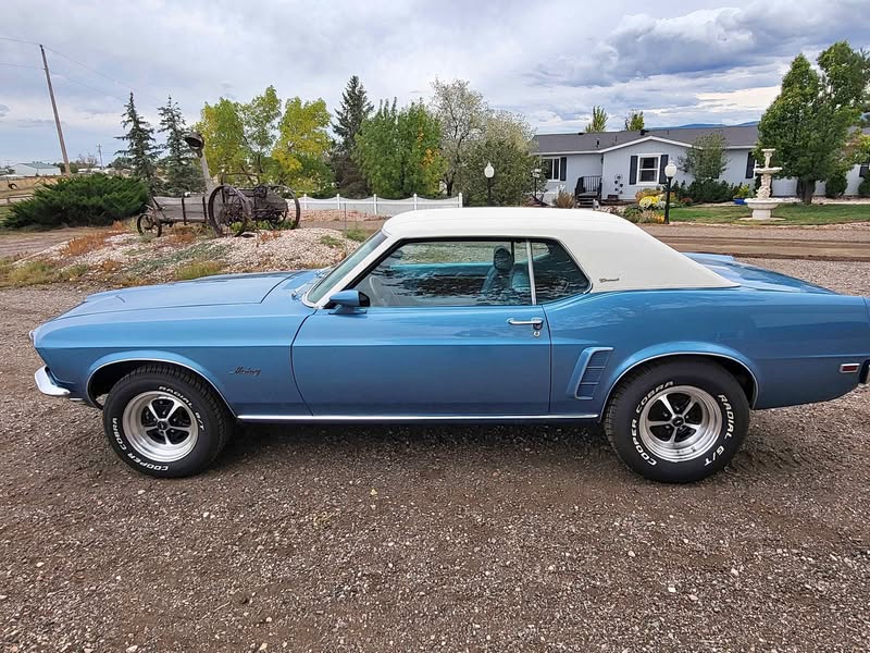 1969 Ford Mustang - Coupe 2D