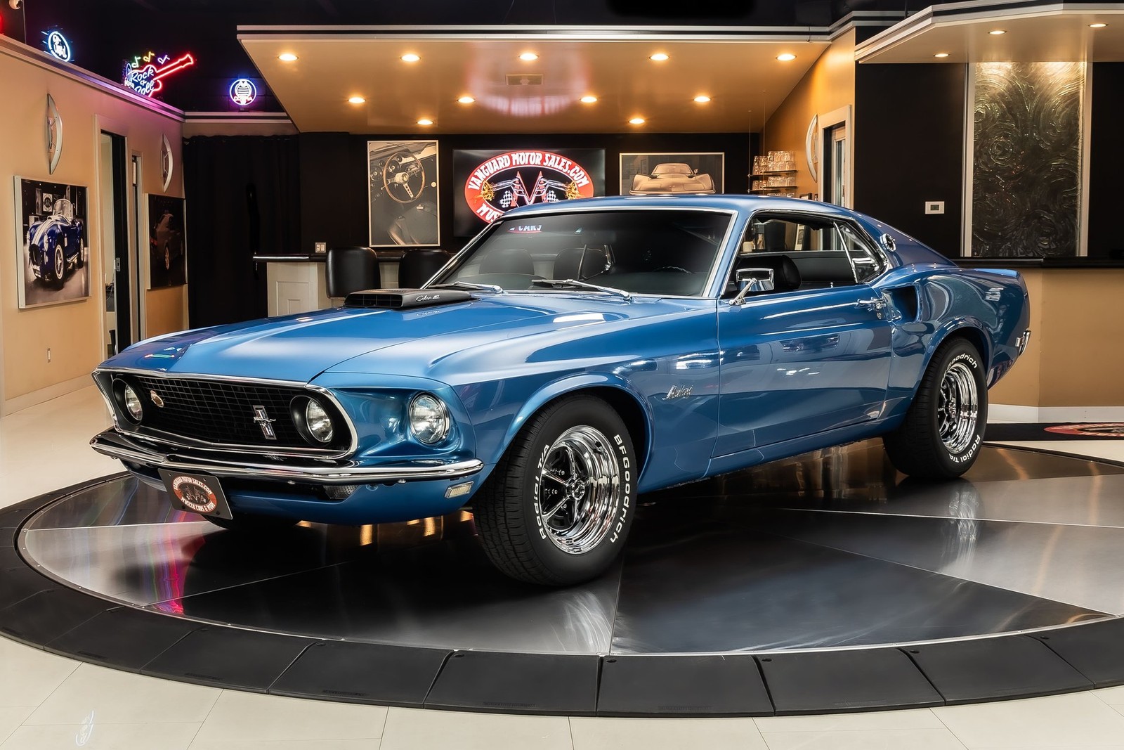 1969 Ford Mustang Fastback R-Code 428SCJ Drag Pack