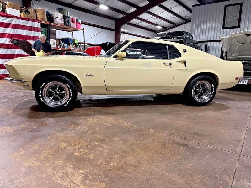 1969 Ford Mustang - 428 Super Cobra Jet Drag Pack