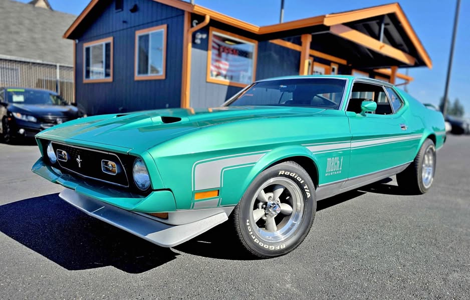 1971 Ford Mustang - Mach 1 Coupe 2D