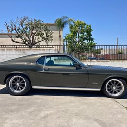 1970 Ford Mustang - Coupe 2D