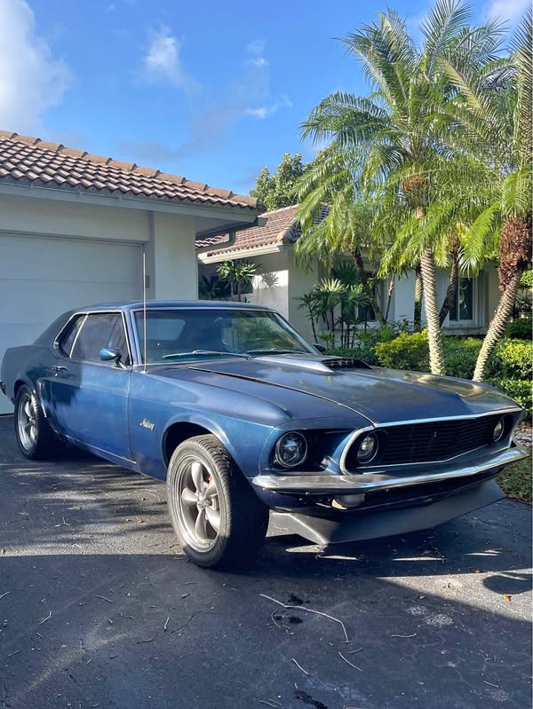 1969 Ford Mustang - Coupe 2D