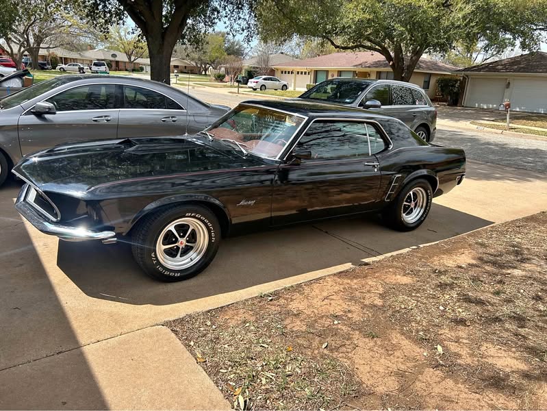 1969 Ford Mustang - Coupe 2D