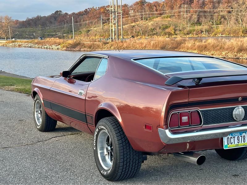 1973 Ford Mustang - Coupe 2D