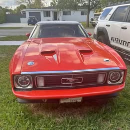 1973 Ford Mustang Convertible \u2013 Restaurado \u2013 Inversi\u00f3n de m\u00e1s de $40,000