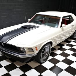 1970 Ford Mustang Shaker hood - 4 Speed!