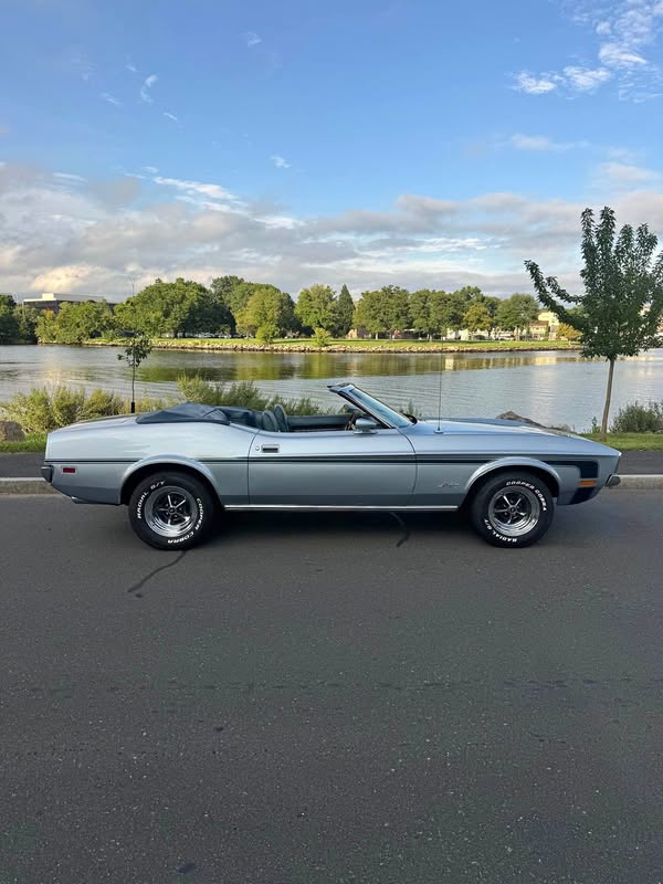 1972 Ford Mustang - Convertible 2D