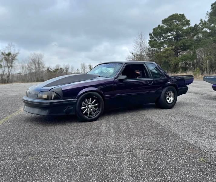 1990 Ford Mustang