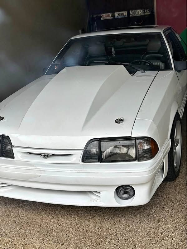 1992 Ford Mustang - Cobra Coupe 2D