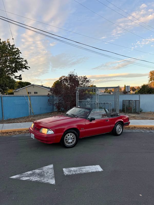 1992 Ford Mustang - LX 5.0 Liter Convertible 2D
