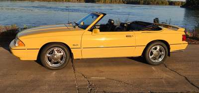 1993 Ford Mustang